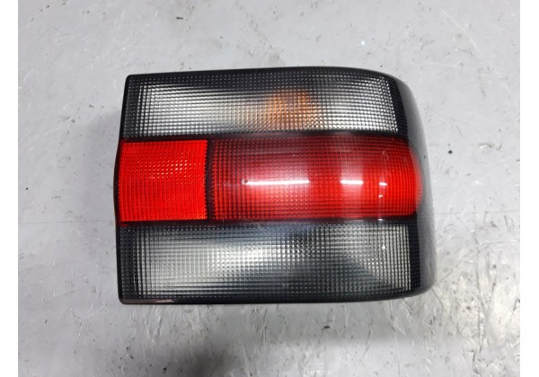 Ліхтар задній правий Renault 19, HB, з 92р, 7700815980
